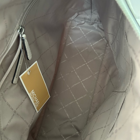 Michael Kors hobo bag - Picture 2 of 14